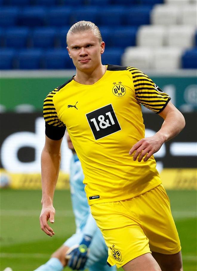 切尔西防线愈稳查洛巴已成核心 詹姆斯如同战神