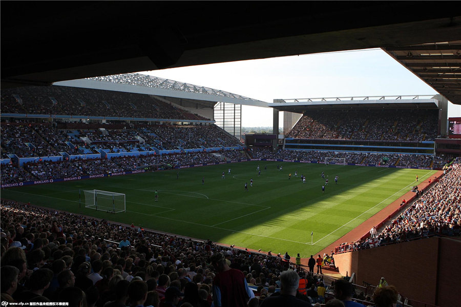 普通市民梅先生，一对情侣拍摄约会视频意外将梅西也录入其中