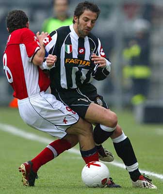 绿茵上的精准艺术：高尔夫运动的优雅与坚守