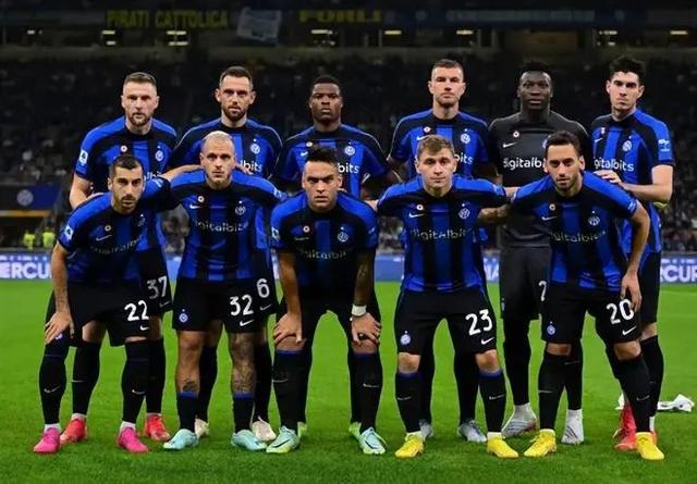 自威廉以来，埃斯特旺是首位连续3场欧冠进球的切尔西球员