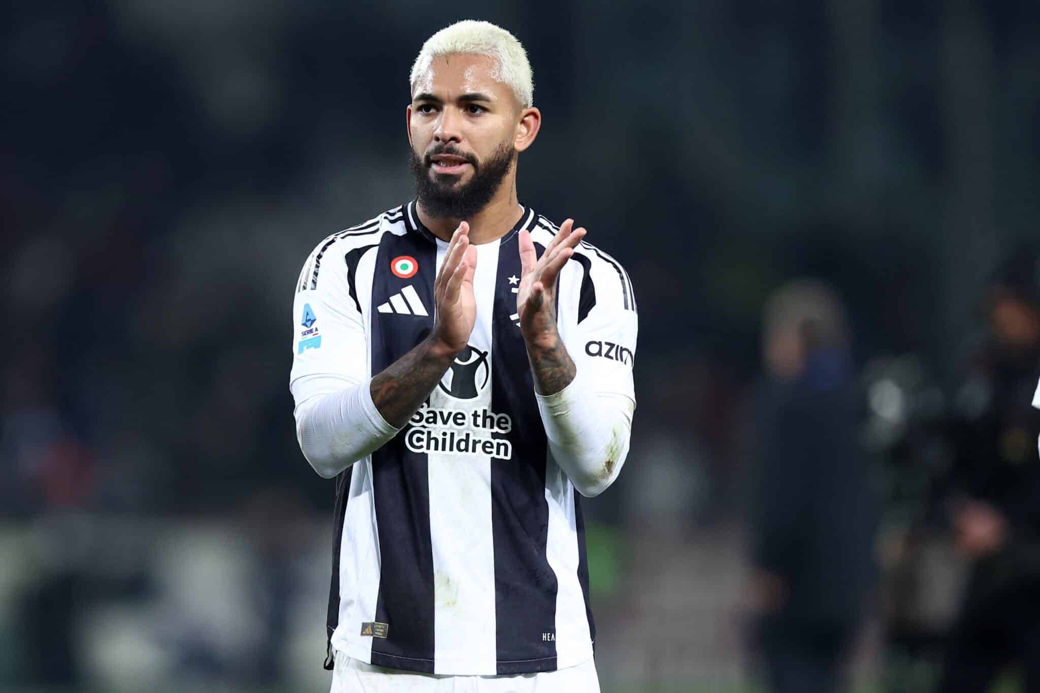 官方：特朗普获得首届国际足联和平奖