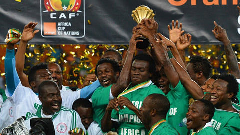 于帕梅卡诺：孔帕尼非常出色，我欠他很多；事情还没有结束