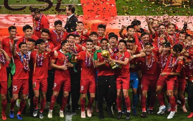 这庆祝动作太有梗了