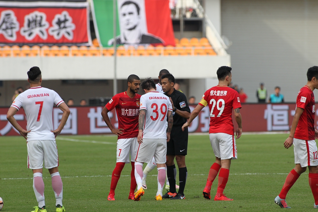 阿莱格里：这场比赛谁先进球就能赢，拉齐奥先进了，他们赢了