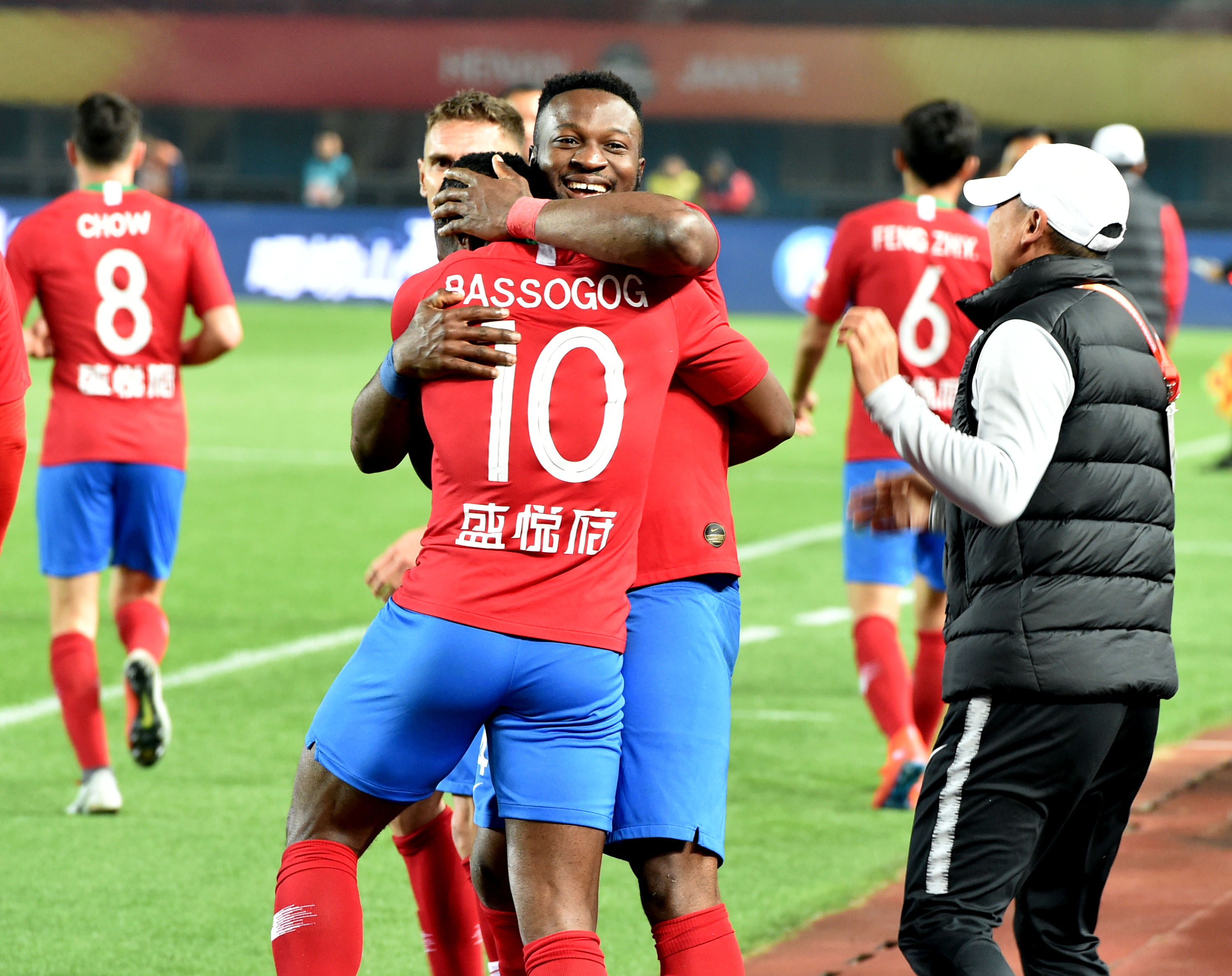 女子职业篮球联盟季前赛开战，各队积极备战